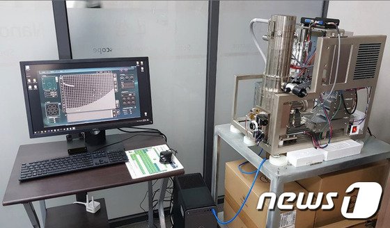 포스텍 연구팀이 20일 인공지능으로 제어할 수 있는 전자현미경을 세계최초 개발하는데 성공했다고 밝혔다.  (포스텍제공) 출처=뉴스1