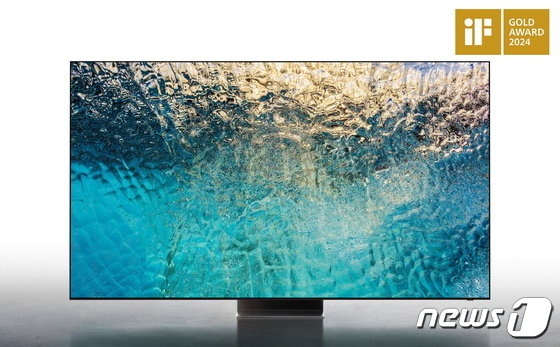 iF 디자인 어워드 2024에서 금상을 수상한 삼성전자의 OLED TV(S95C).(삼성전자 제공)/뉴스1